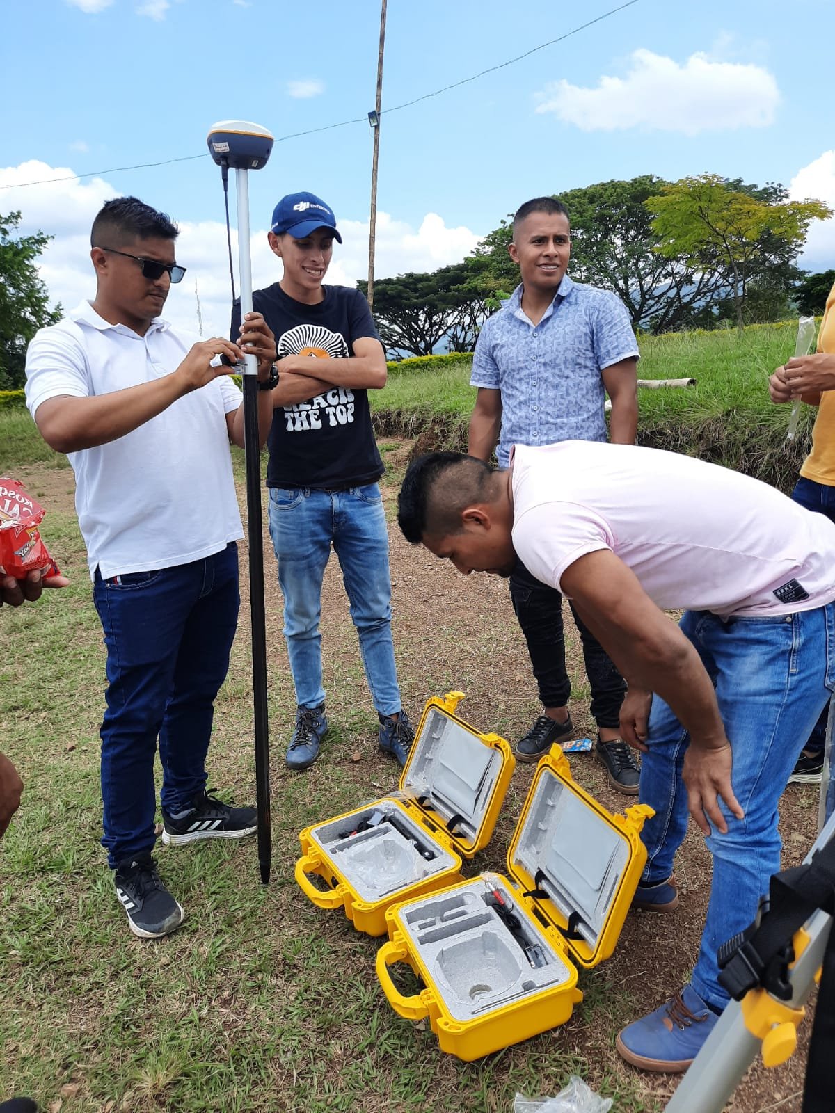 Procesamiento y control en terreno